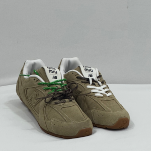 NB miu miu brown
