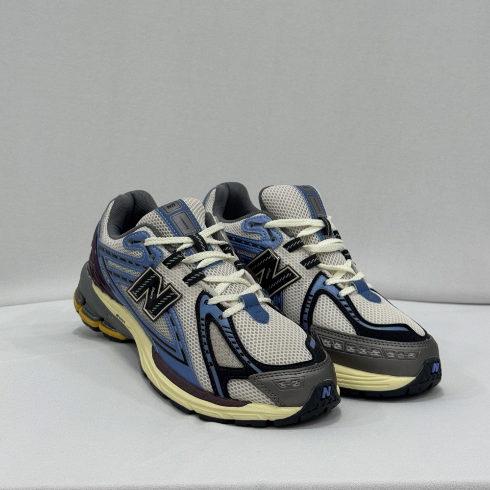 NB 1906 R Blue Moonbeam