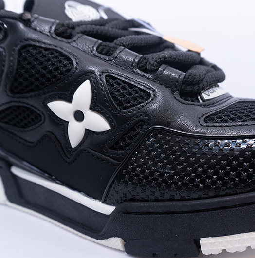 LV Skate Black And White - Image 4