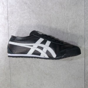 Onitsuka Tiger Black White