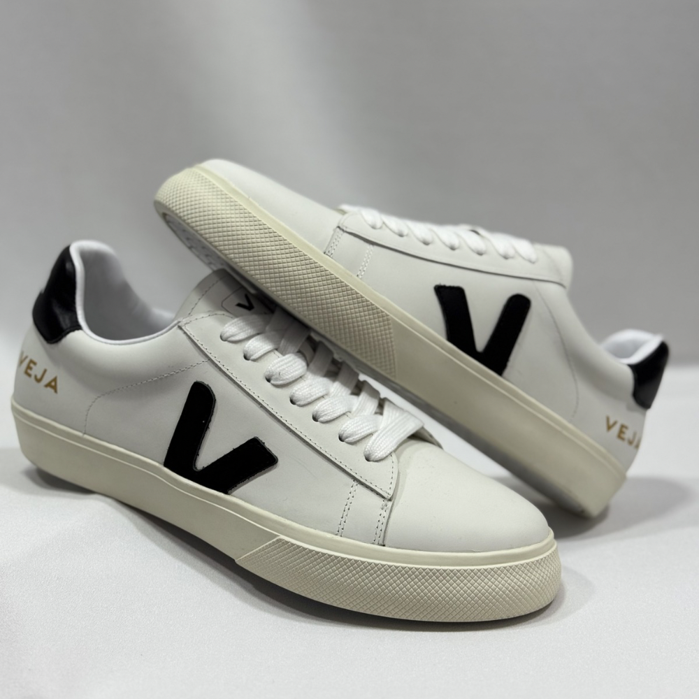Veja Campo leather White And Black - Image 2