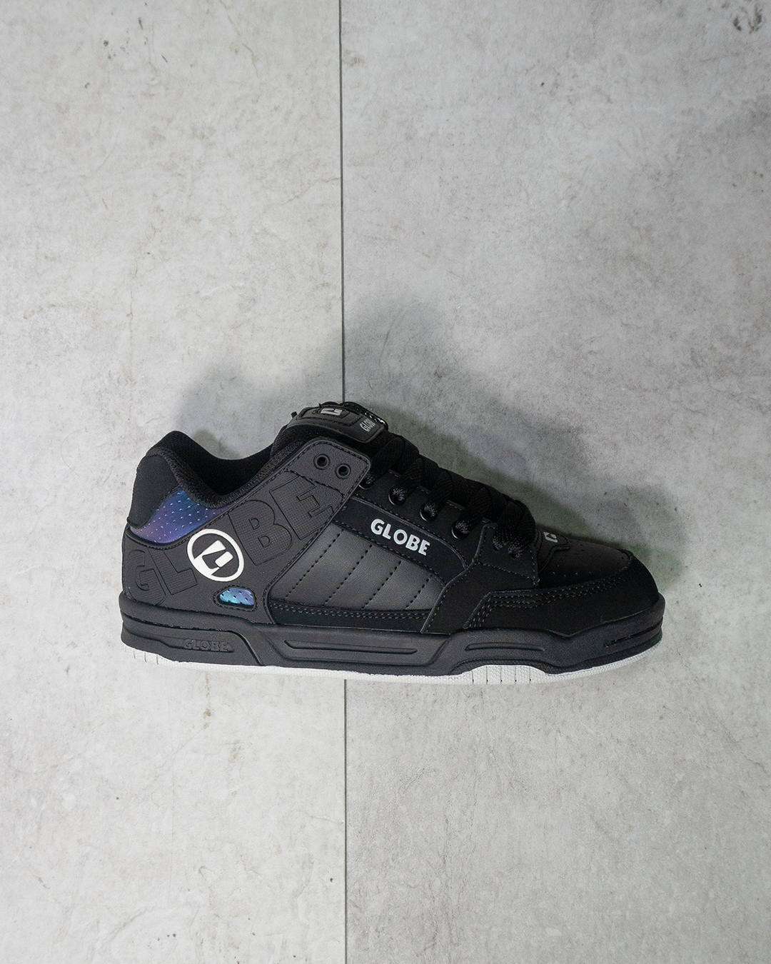 Globe Tilt Dark Shadow Litmus