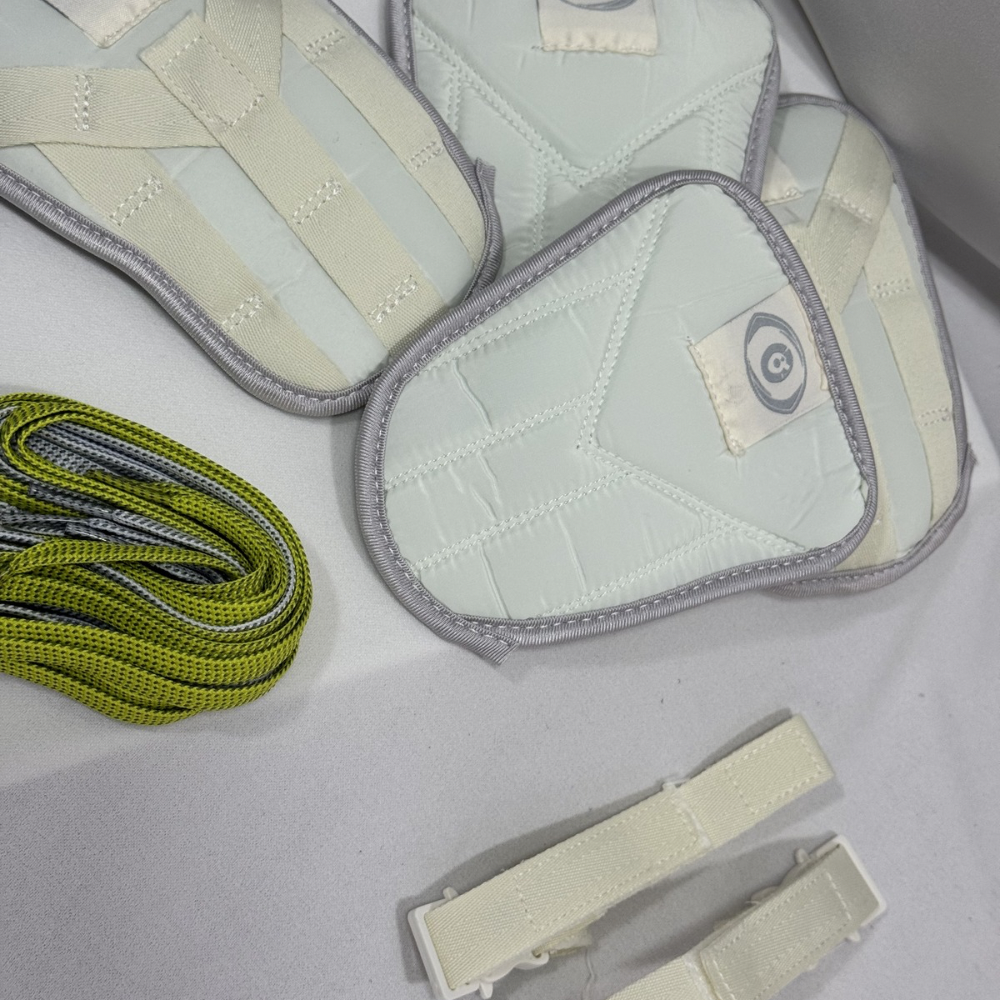 Bad Bunny Forum Buckle Low White - Image 2