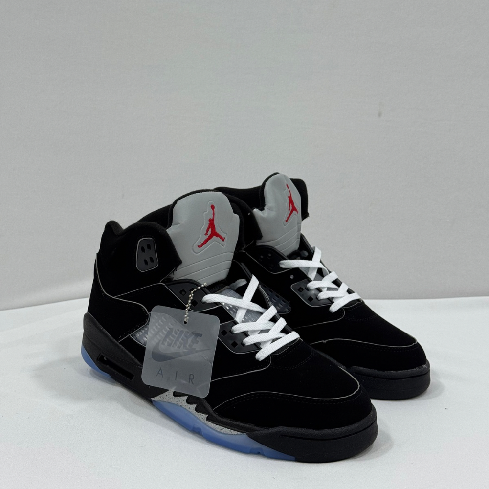 Jordan 5 Metallic
