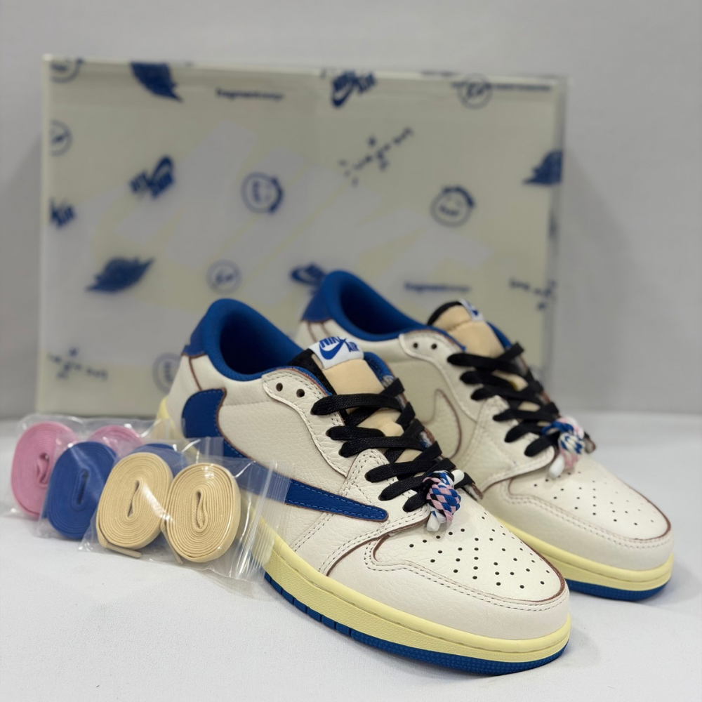 Air Jordan 1 Low SP Travis Scott x Fragment