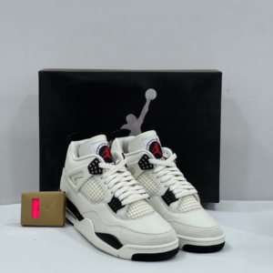 Air Jordan 4 Retro Flight Club