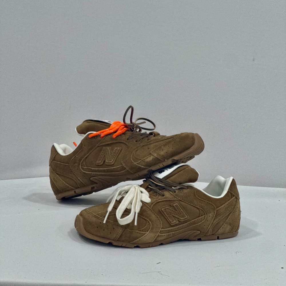 NB miu miu marrón - Image 2