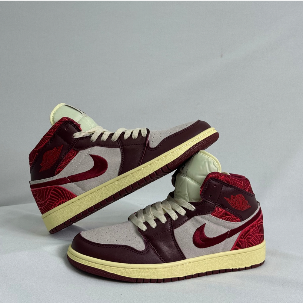 Air Jordan 1 Mid Tiki Leaf - Image 2